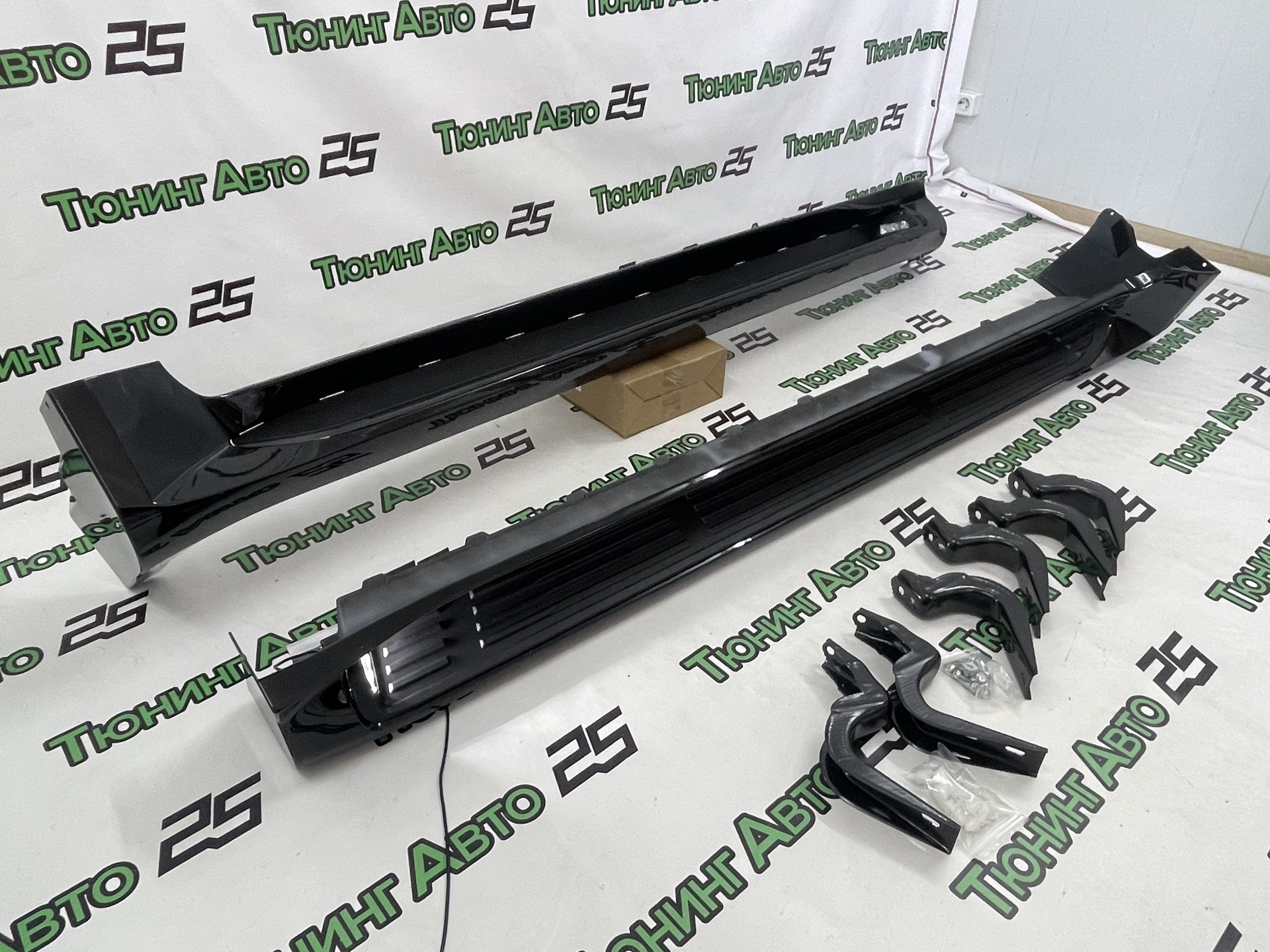 Подножки Toyota Land Cruiser Prado 120 (2002-2009) с подсветкой